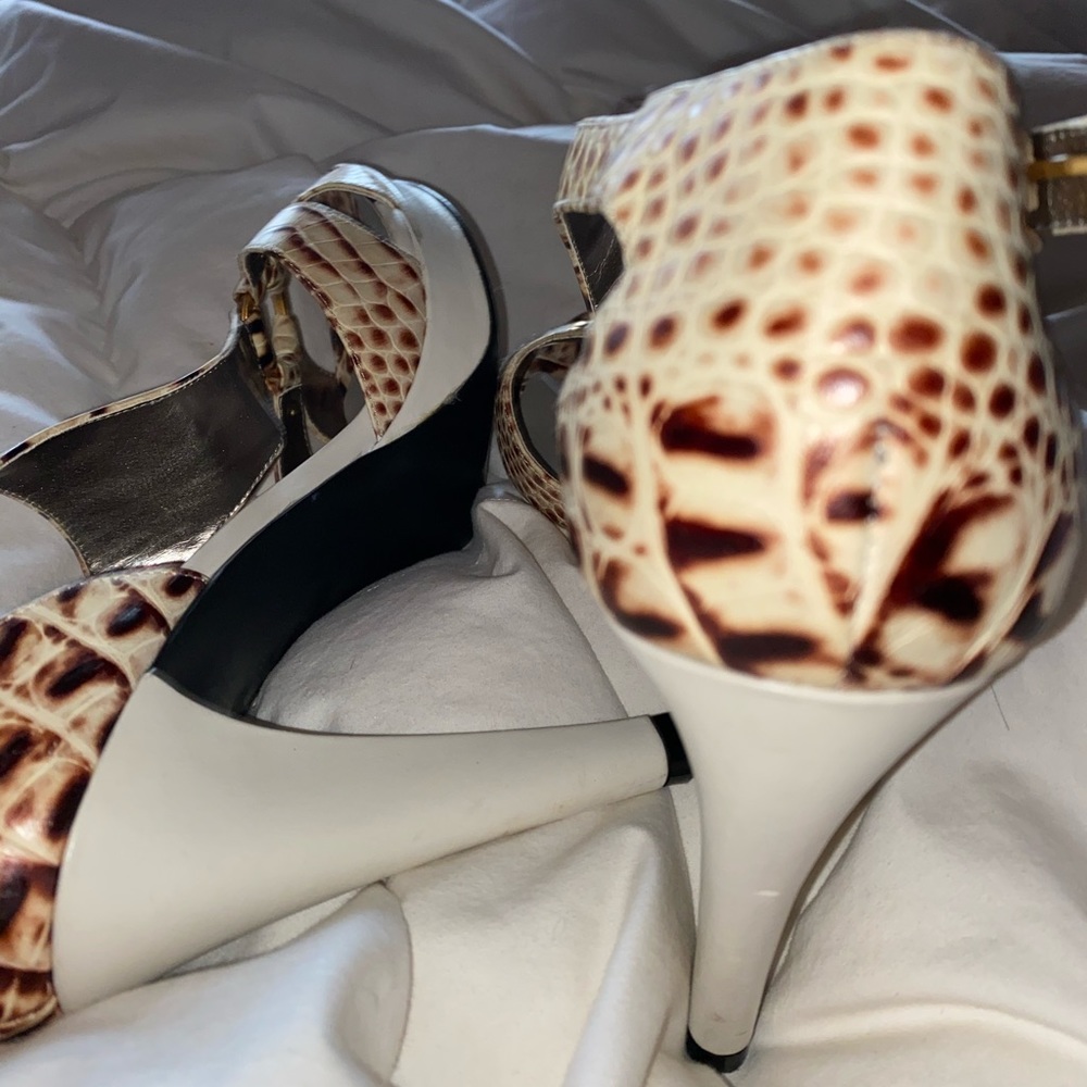 Alligator/Reptile Heels !! (Barely Worn) - image 4